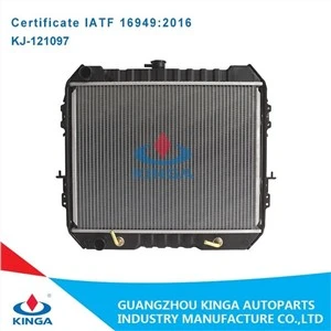 TOYATO HILUX (DIESEL) NA PLASTIČNEM ALUMINIJSKEM Hladilniku